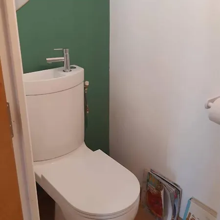 Maison A Avec Parking Gratuit Nimes