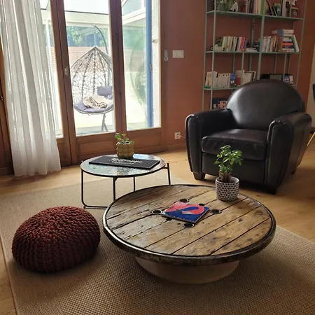 Maison A Avec Parking Gratuit Holiday home